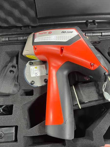 尼通FAS 2100手持式X射线荧光光谱仪